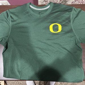 Nike Dri-Fit Men's Medium Oregon Ducks T-Shirt, Green Great Condition!